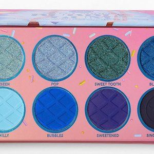Bh Cosmetics sweet shoppe eyeshadow: Bubble Gum